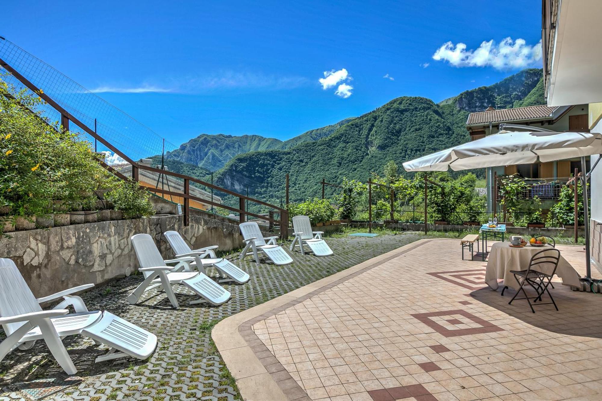 Il Giardino In Montagna Family Friendly- Happy Rentals Tenno Buitenkant foto